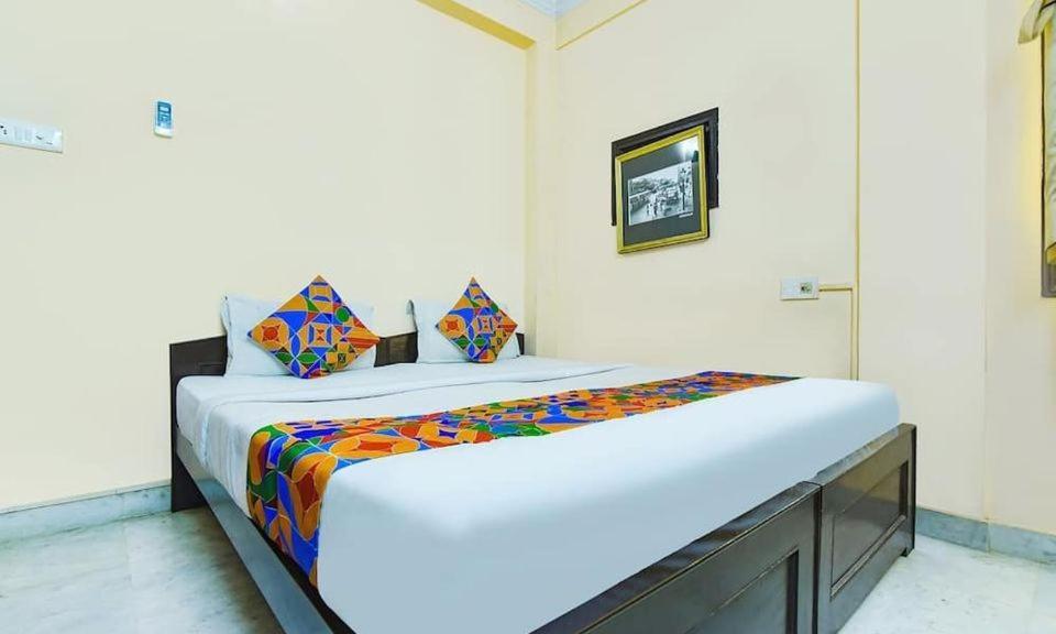 Dover Inn By Bookmerihotel كولكاتا المظهر الخارجي الصورة